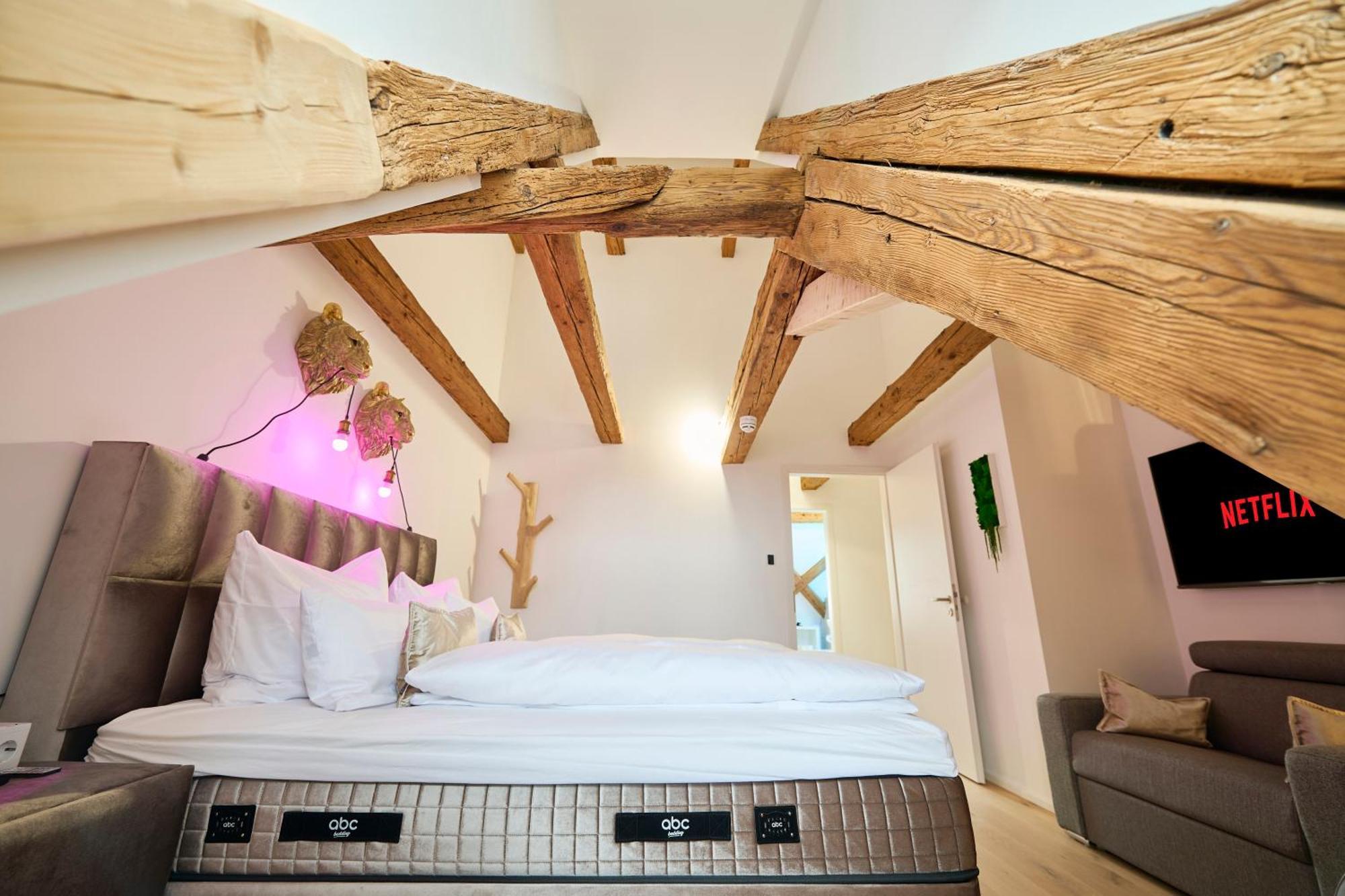 Wood World Luxury - Massage - Bergblick - Tranpolin- Parken Lejlighed Markdorf Eksteriør billede